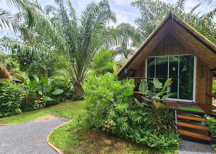 Tee Bungalow In The Jungle