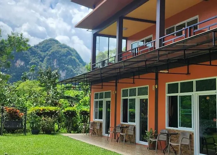 Khao Sok Country Resort