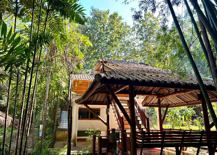 Maewin Guesthouse And Resort