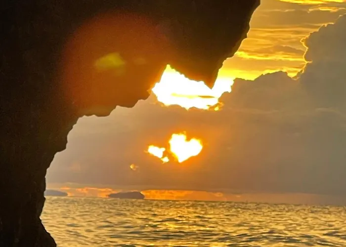 เกาะลิบงซันไรส์ โฮมสเตย์ Koh Libong Sunrise Homestay
