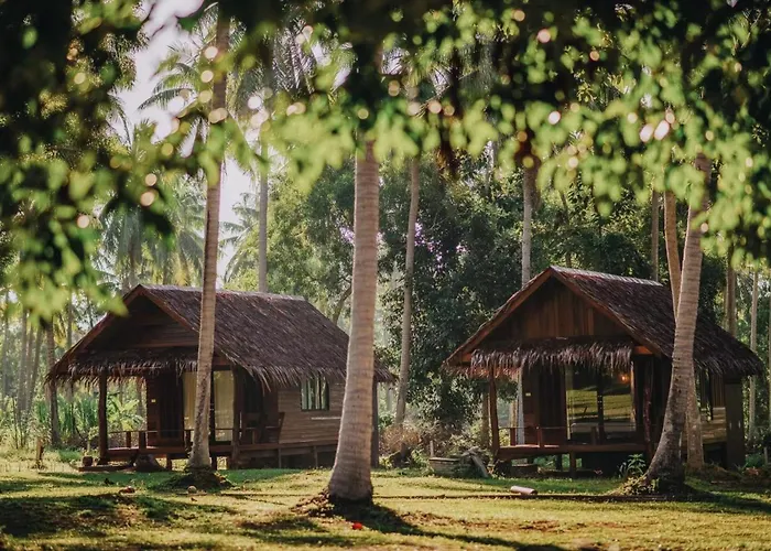 Coco Canopy Boutique Resort