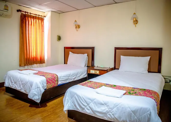 Lukmuang 2 Hotel