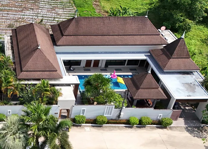 Narintara Private Pool Villas - Free Tuk-Tuk Service To The Beach!
