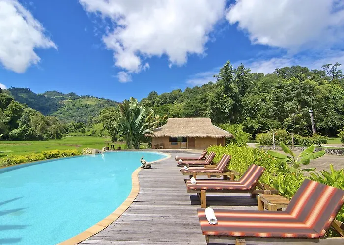 Hmong Hilltribe Lodge