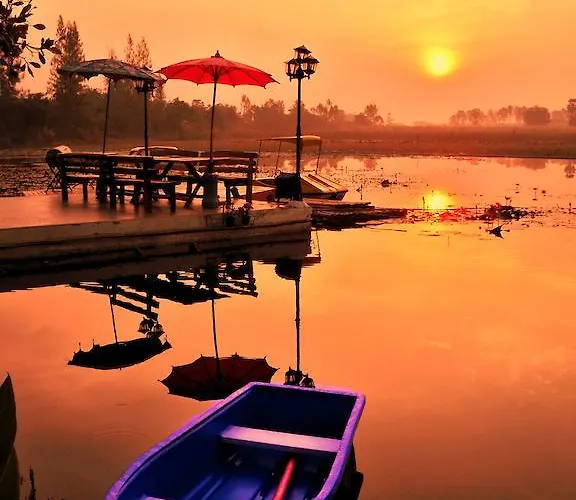 Golden Lake View Boutique Resort