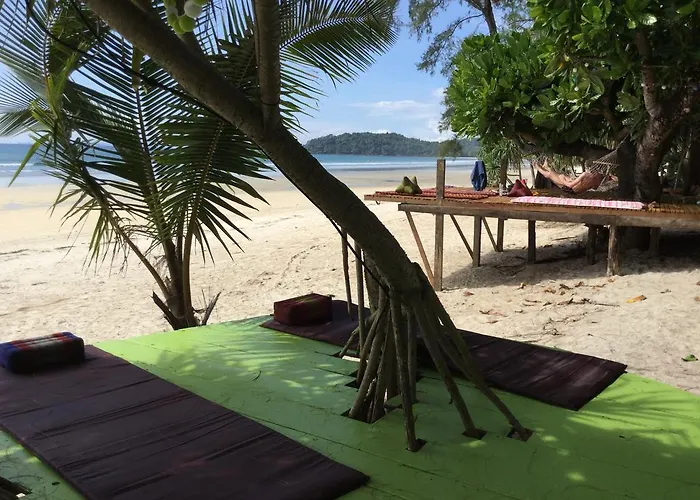 Phayam Coconut Beach Resort