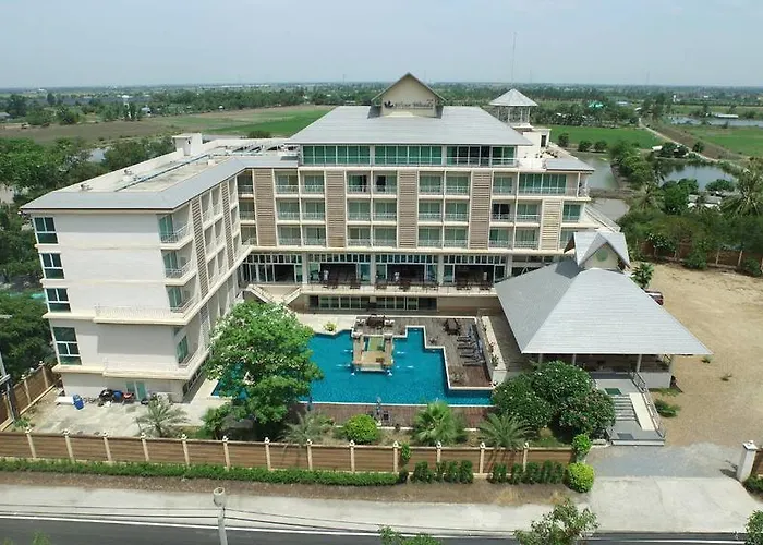 Silverwoods Resort