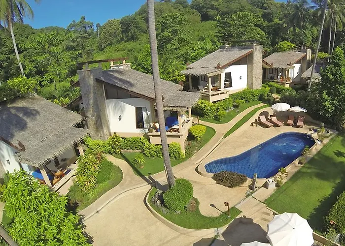 Khanom Hill Resort