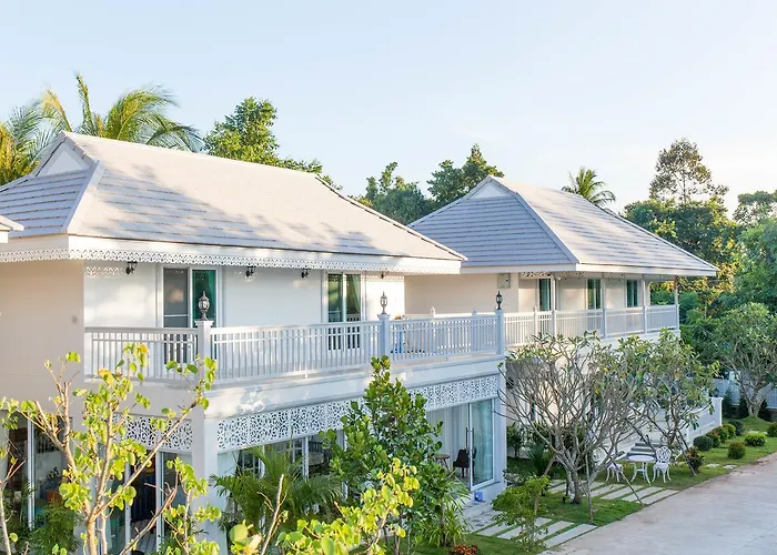 Moeimanee Resort