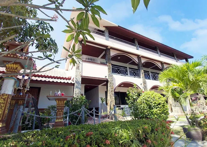 Lotus Friendly Hotel