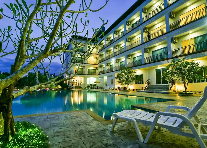 Southgate Residence Hotel - Sha Certified