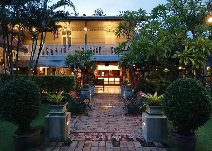 Dorm Of Happiness By Tharaburi Resort