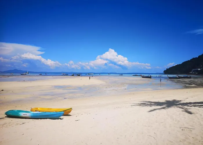 Phi Phi Ba Kao Bay Resort