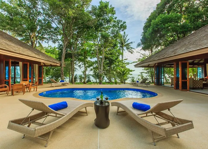 Koh Jum Beach Villas \