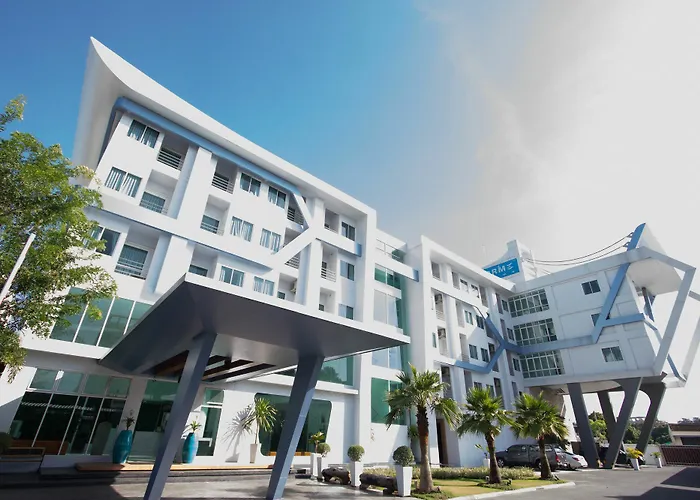 Prime Time Hotel