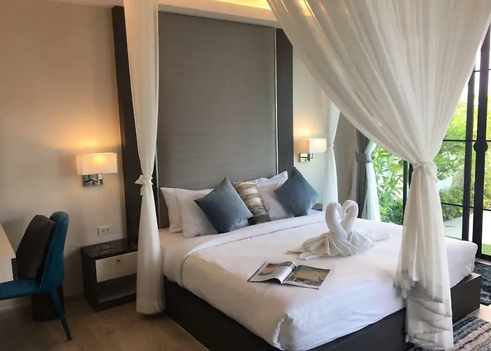La Playa Beach Front Pool Villa Cha-Am,Huahin