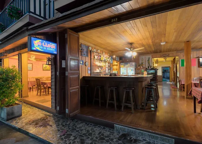 La Luna Italian Restaurant & Accommodation
