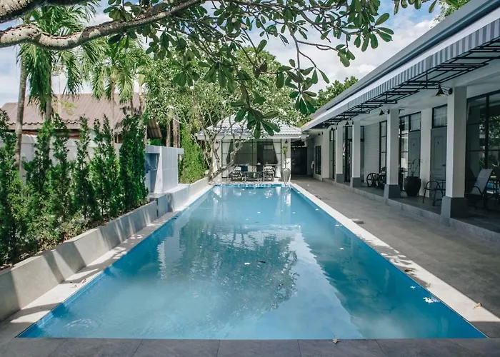 La Riva Boutique Hotel