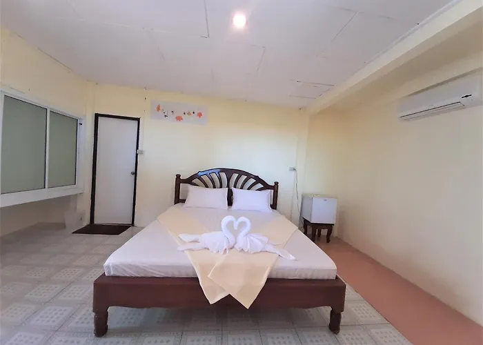 Cameron Island Resort