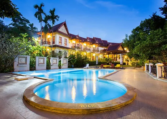 Phuwanalee Resort