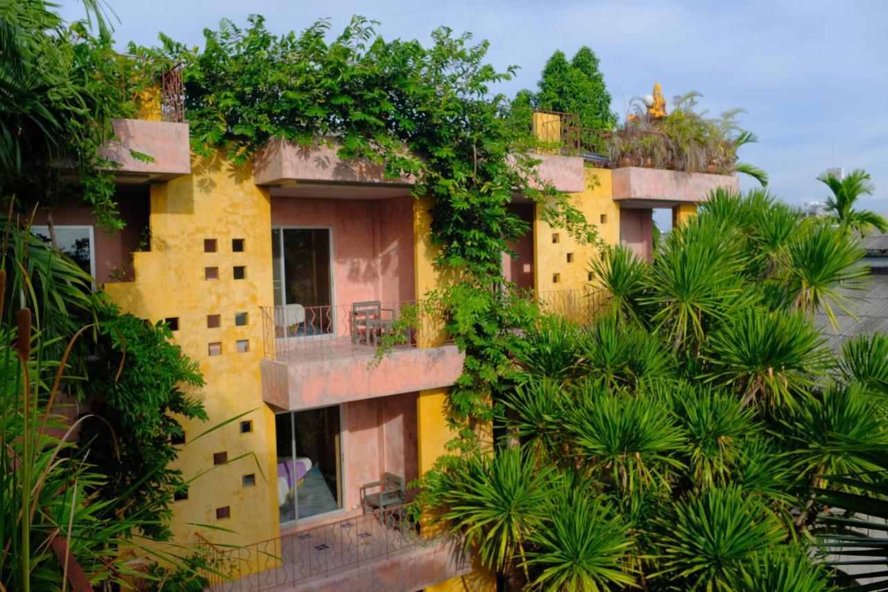 The Weenee Boutique 3*