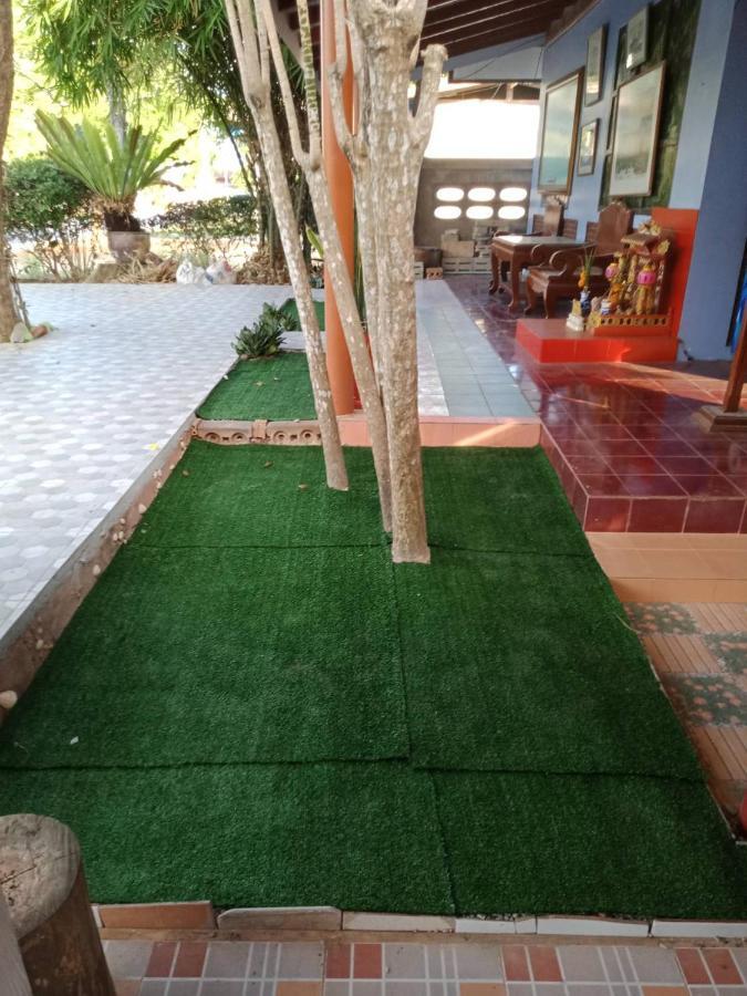 Haad Somboon House Resort Bang Saphan