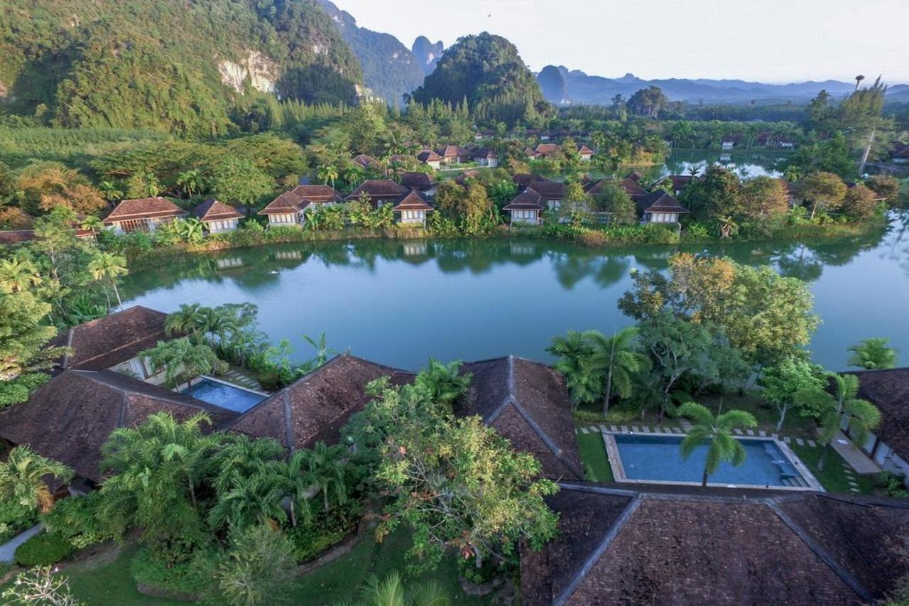 Pool Resort 5*