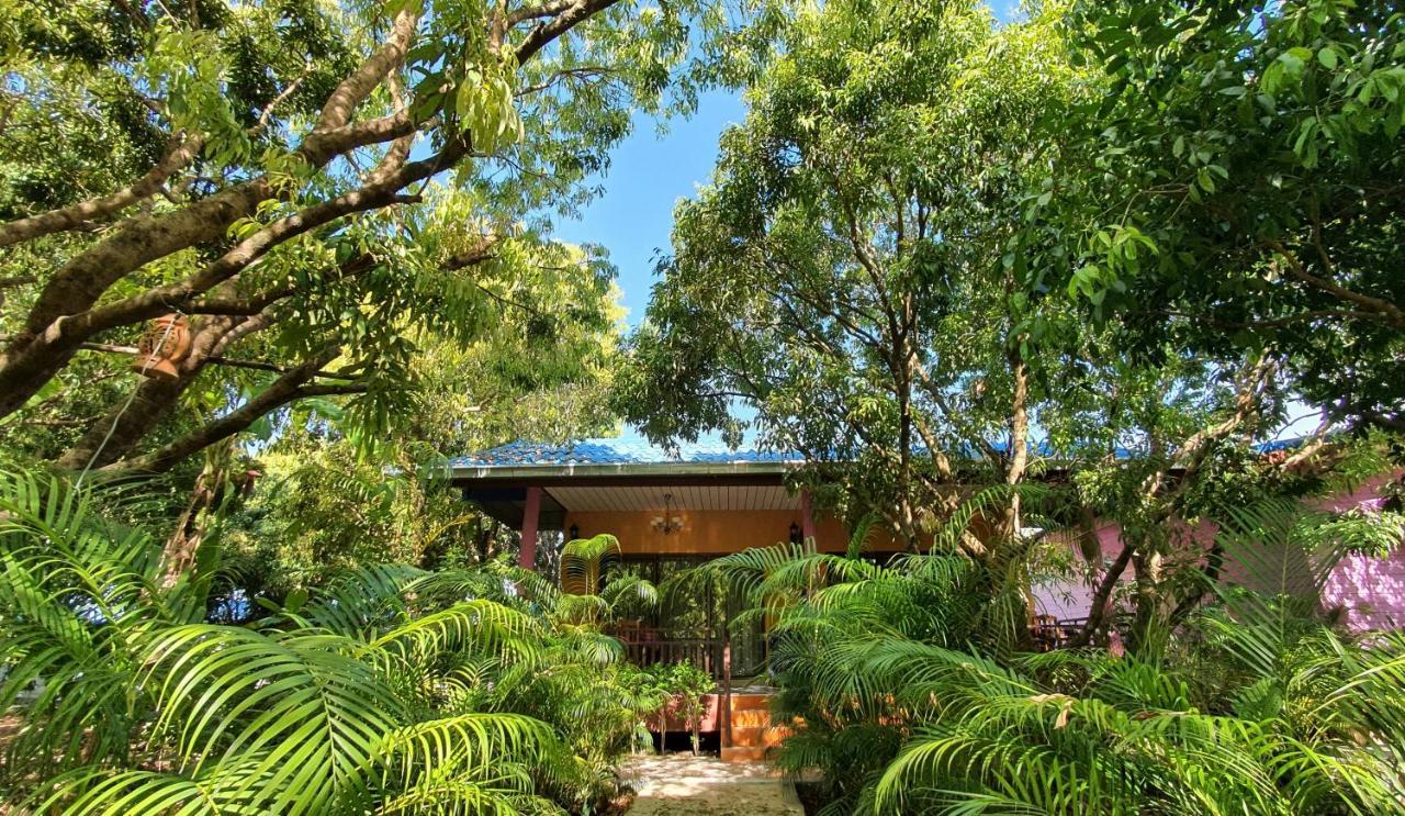 Homestay Warakorn Baansuan *