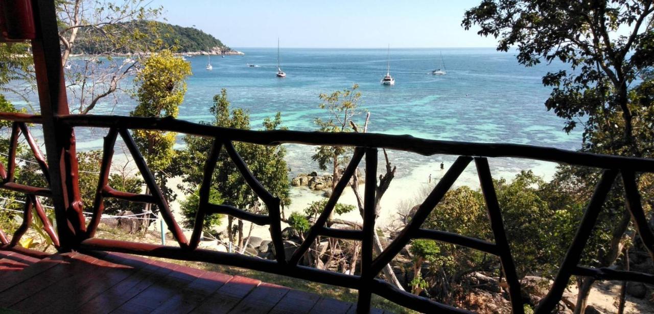 Resort Daya Hill Seaview *