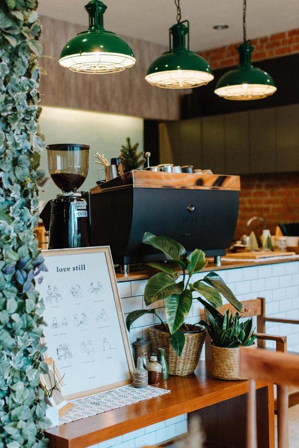 Pine Cafe'&bed 2*