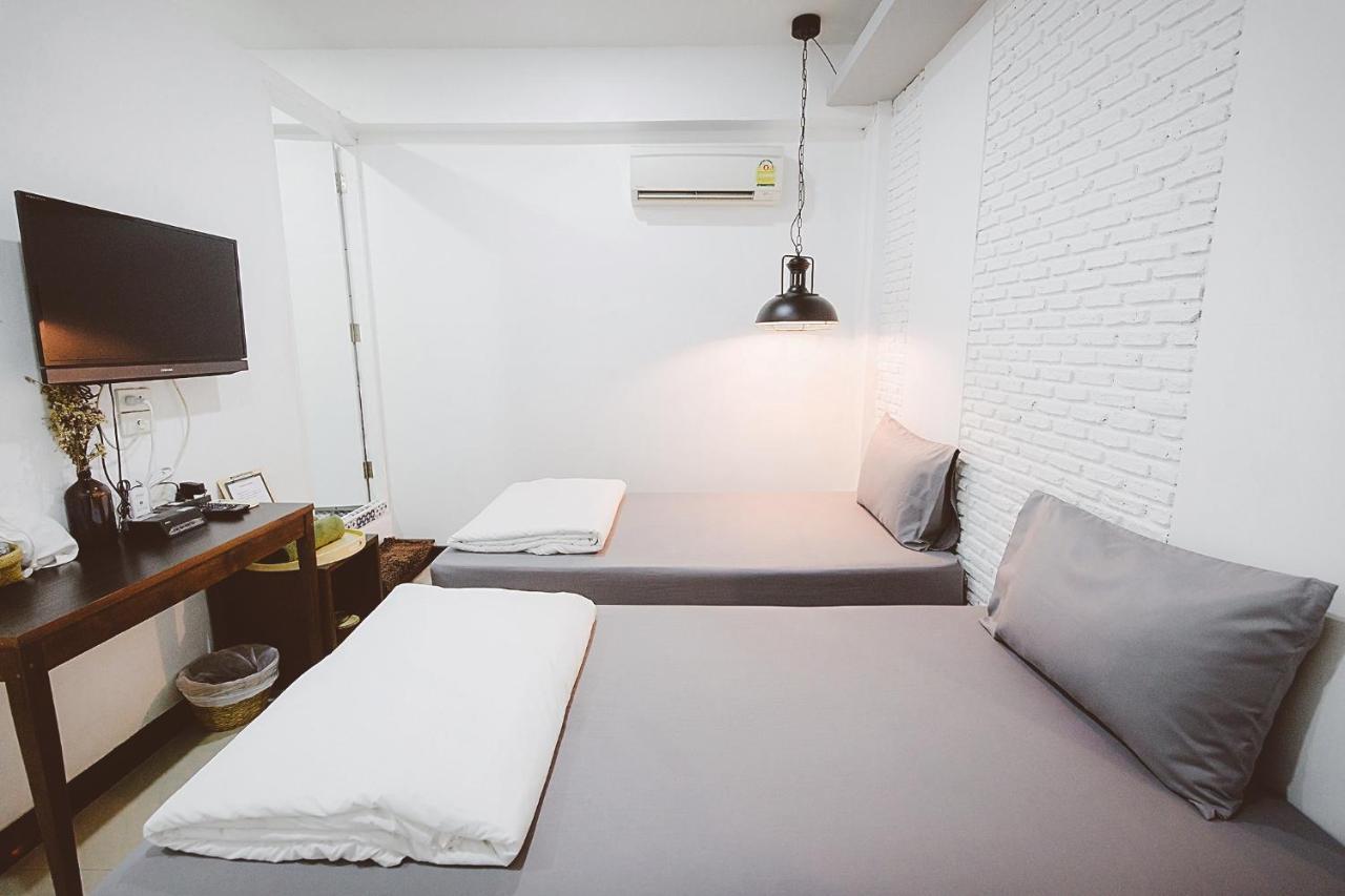 Pine Cafe'&bed 2*