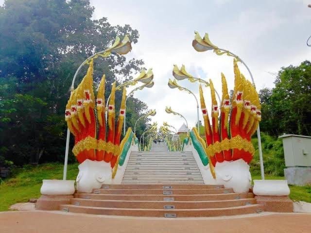 Place Khong Chiam
