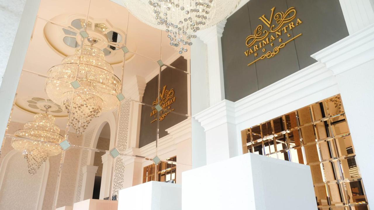Hotel Varimantra Nakhon Pathom