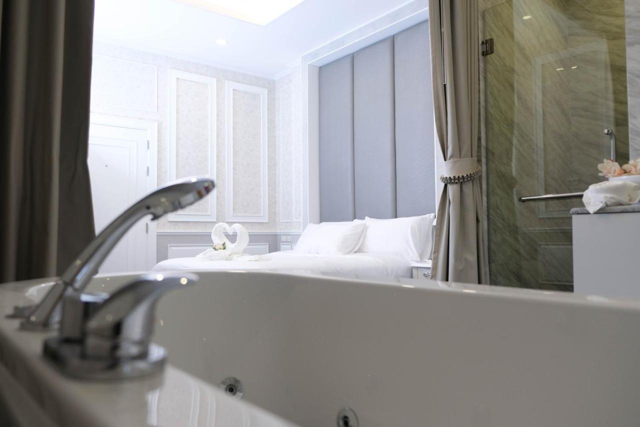 Varimantra Hotel *