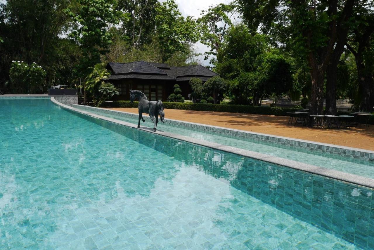 Phumontra Resort Nakhon Nayok