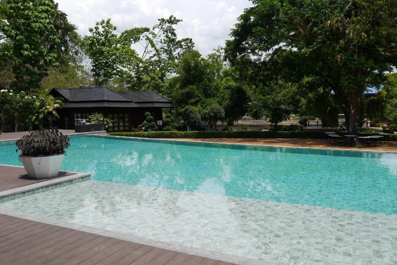 Resort Phumontra