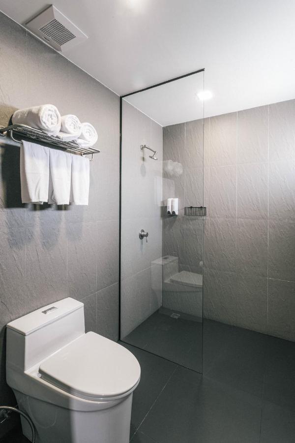 Crew Hotel 3*