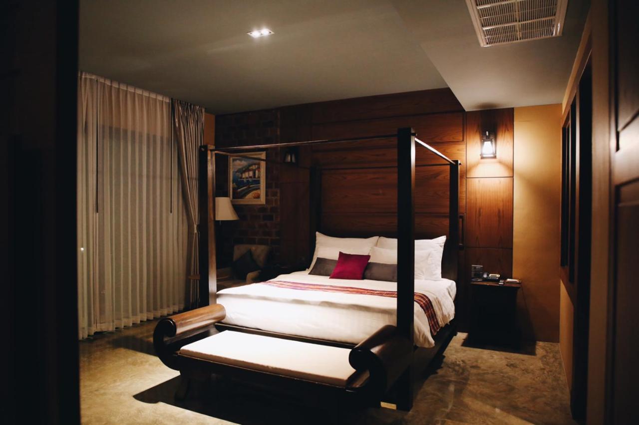 De L'amour Sha Hotel Prakhon Chai