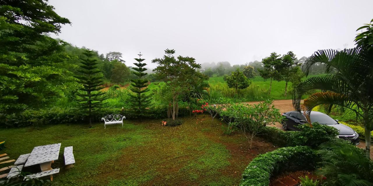 Resort บ้านเอื้อมดาว เขาค้อ Ban Huai Phai