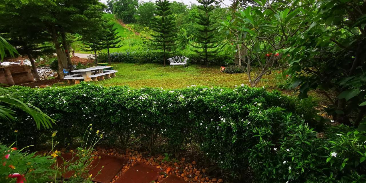 บ้านเอื้อมดาว เขาค้อ Resort