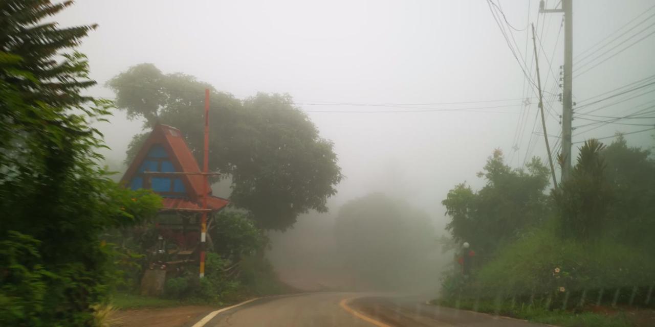 บ้านเอื้อมดาว เขาค้อ 2*