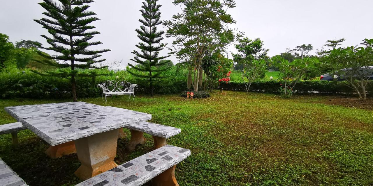 บ้านเอื้อมดาว เขาค้อ