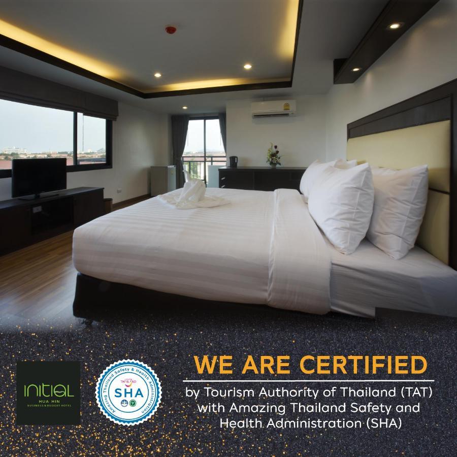 Hotel Initial - Sha 3*