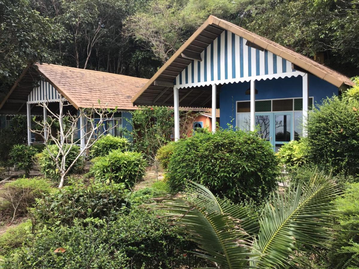 Heaven Beach Resort & Art Koh Phayam