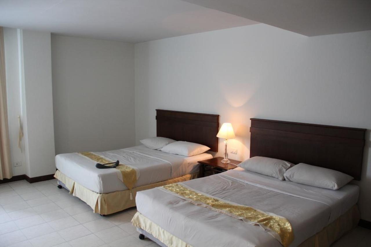Hotel Crown 3*