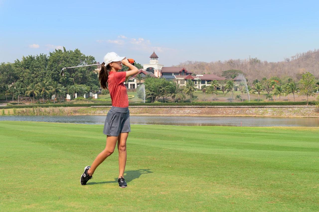 Springfield Village Golf & 4* Cha-Am