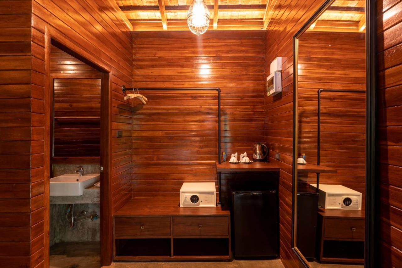 Phumontra Resort 3*