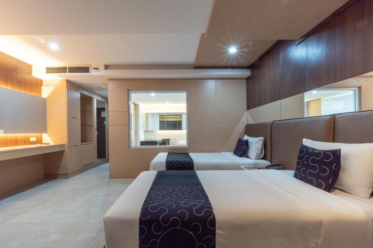 Hotel Capital O 1088 Golden Dragon