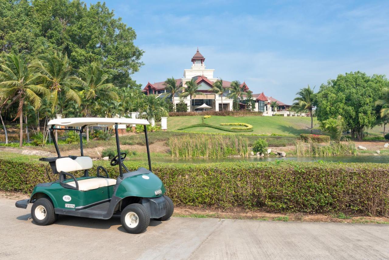 Springfield Village Golf &