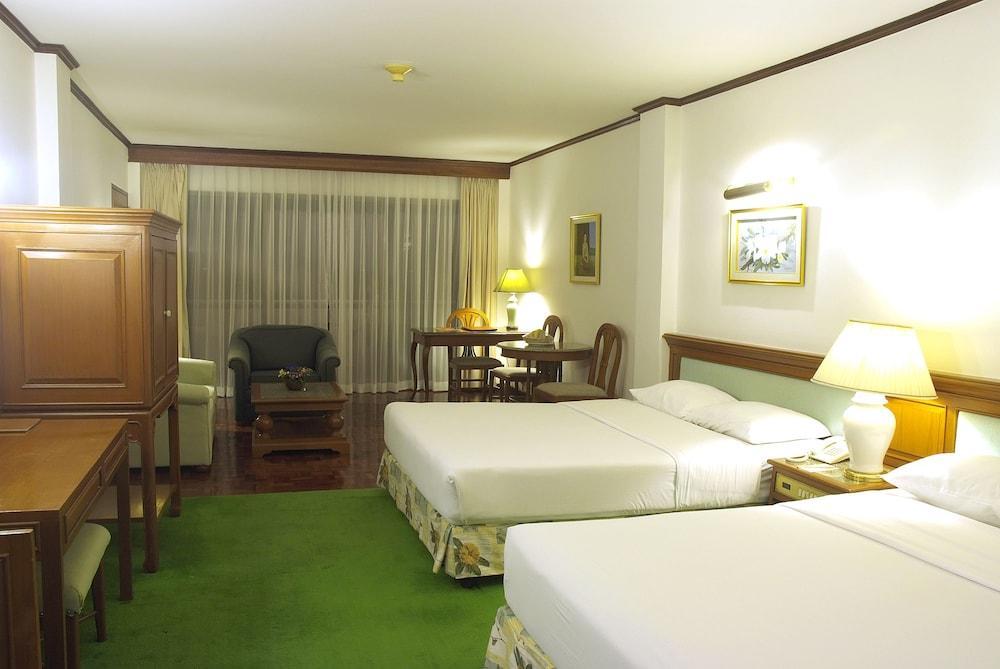 Purimas & Hotel Ban Chang (Rayong)